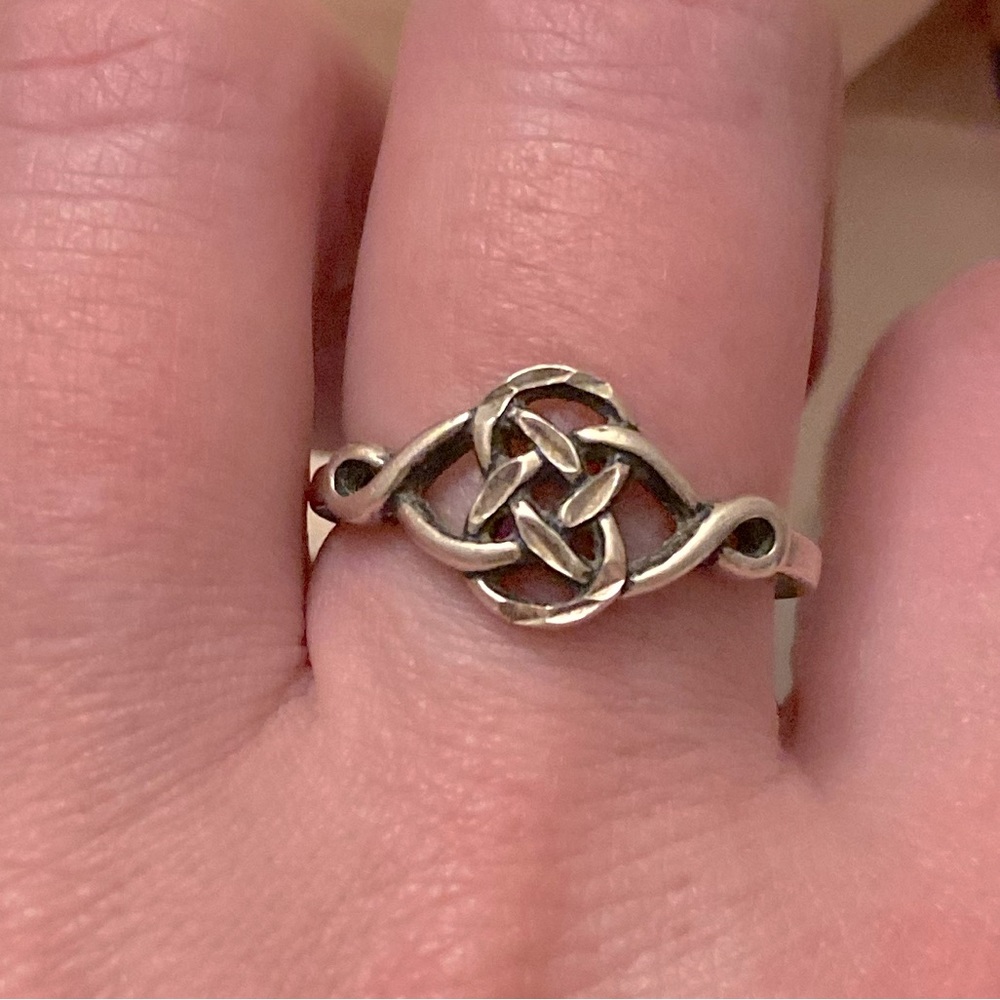 VM sterling Vintage Native American stamped silver knot ring